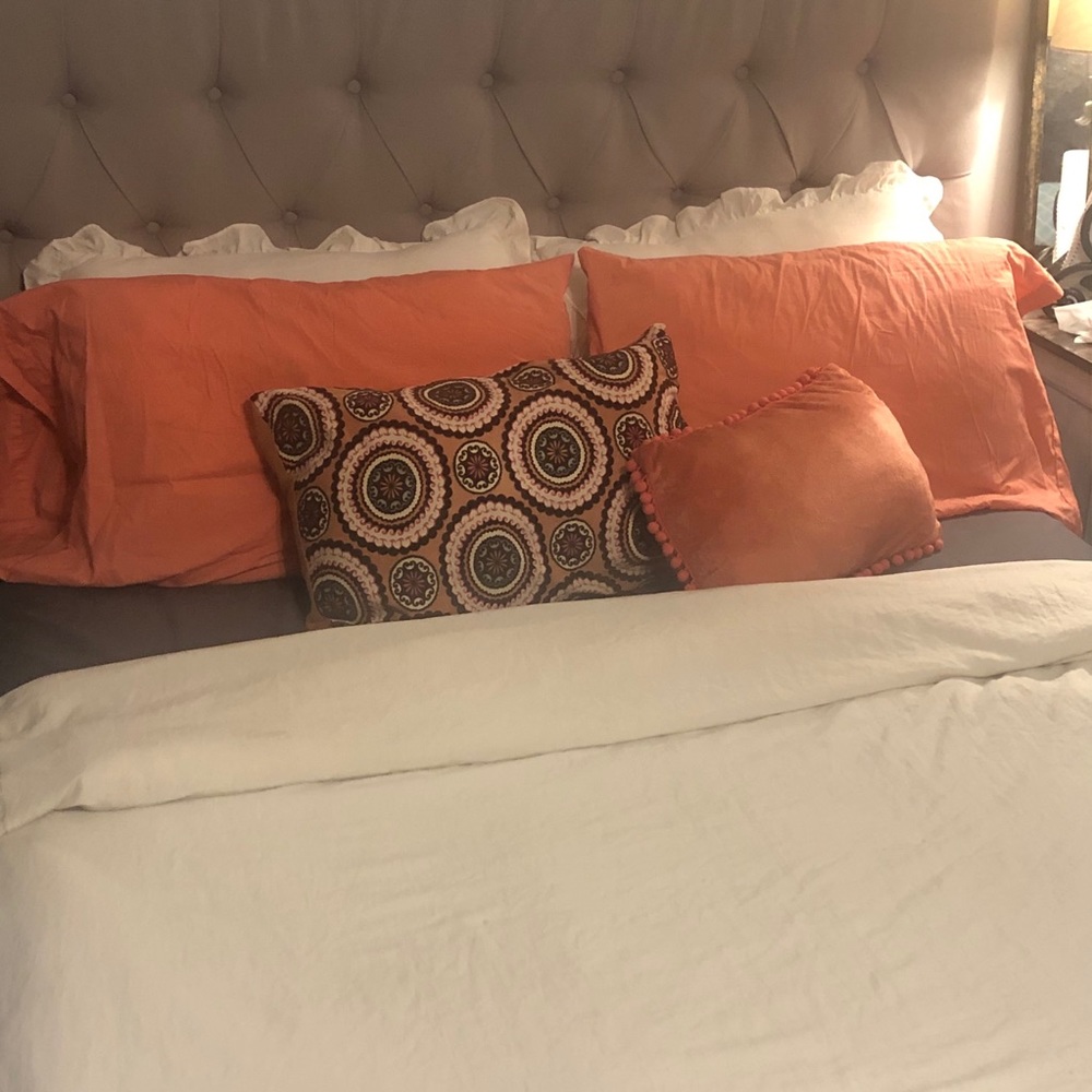 SOLD 4 pc Pillows/ cases Coral boho Opal house
